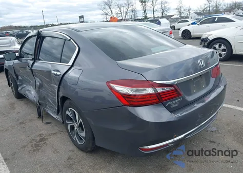 2016 Honda Accord Lx z USA, uszkodzony, nr VIN 1HGCR2F34GA068016